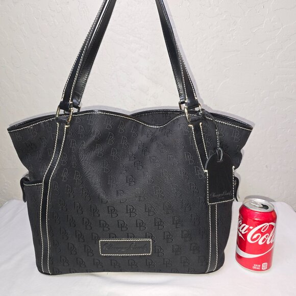Dooney & Bourke Large Black Signature / Logo Canvas Shoulder Tote Bag - Picture 2 of 15